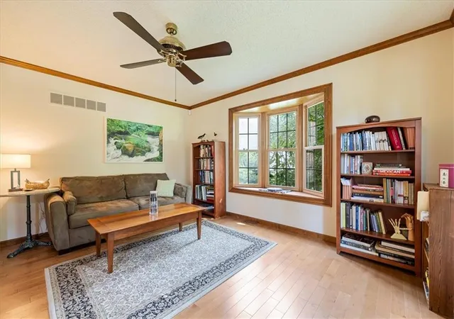 5th image of 316 Boulder St, Lawrence, KS 66049 | MLS# 2632575