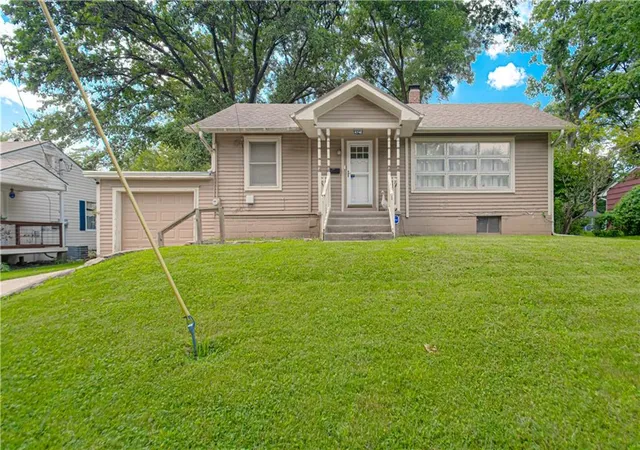1st image of 4748 Reinhardt Dr, Roeland Park, KS 66205 | MLS# 2632577