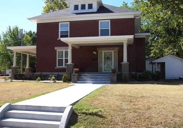2nd image of Cherry St, Nevada, MO 64772 | MLS# 2632589
