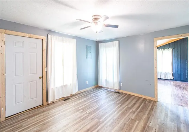 2nd image of 210 N Main St, Centerview, MO 64019 | MLS# 2632611