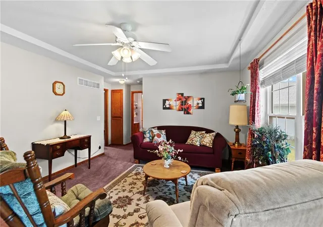 Photo 5 of Sale Pending at 206 E 22nd Terrace, Kearney, MO 64060 | MLS# 2632625 | Listing updated on 2026-08-12