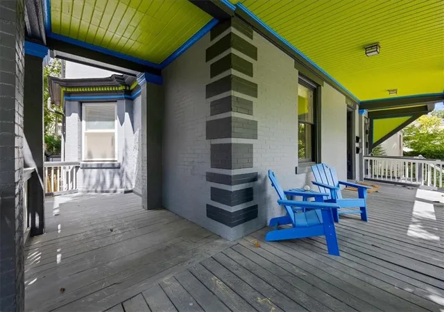 Listing Photo 4 - Condo for sale in building located at 3612 Wyandotte St, Kansas City, MO 64111