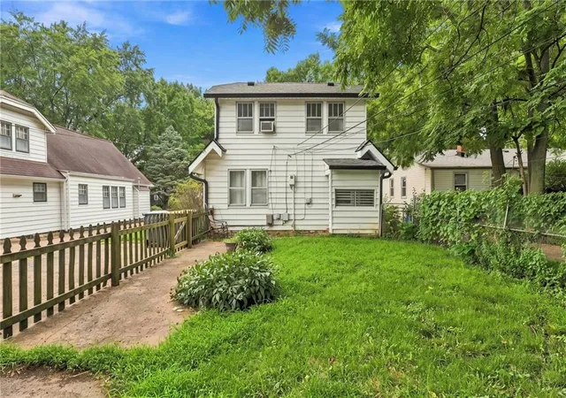 Photo 2 of Single family home for sale at 7535 Mcgee St, Kansas City, MO 64114 | MLS# 2632634 | Listing updated on 2026-09-01