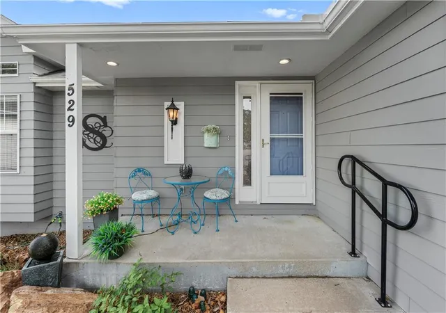 4th image of 529 S Prewitt St, Nevada, MO 64772 | MLS# 2632639