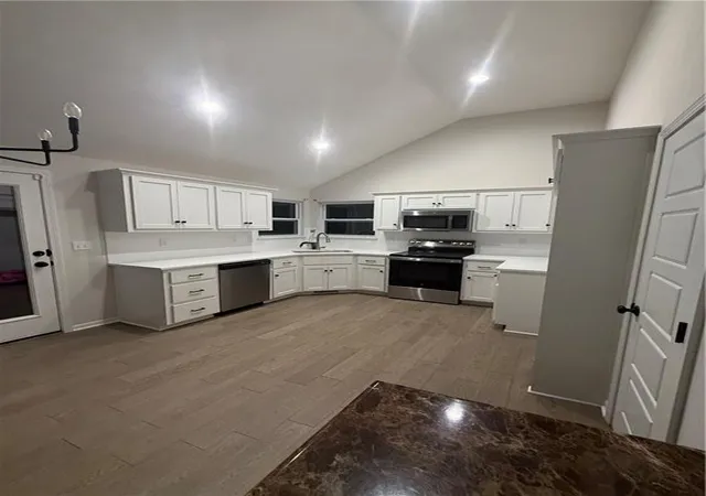 Photo 2 of Single family home for sale at 1101 Noah Ln, Kearney, MO 64060 | MLS# 2632646 | Listing updated on 2026-08-21