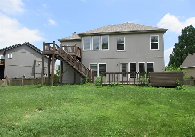 Photo 3 of Sale Pending at 16344 S Central St, Olathe, KS 66062 | MLS# 2632653 | Listing updated on 2026-08-26
