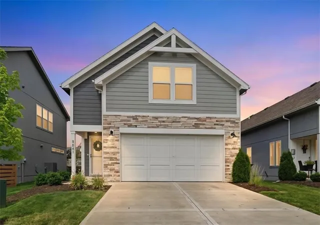 Photo 2 of Sale Pending at 8841 Sw 9th Terrace, Lees Summit, MO 64064 | MLS# 2632656 | Listing updated on 2026-08-29