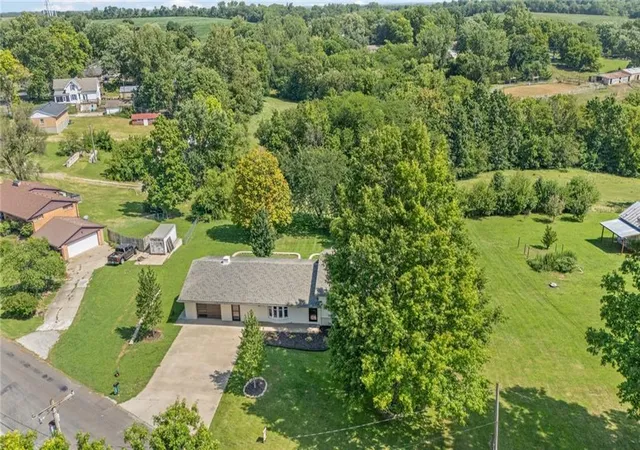 41st image of 8381 Pratt Rd, Atchison, KS 66002 | MLS# 2632678