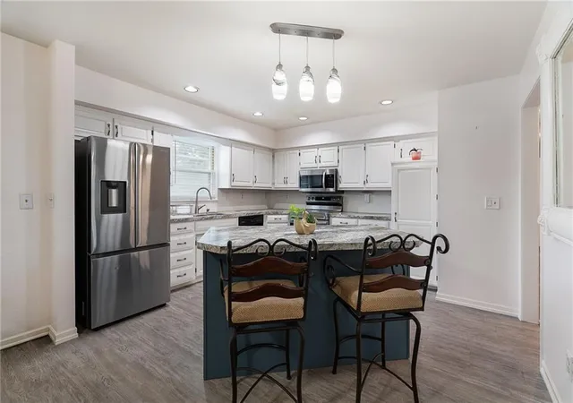 Photo 3 of Sale Pending at 14717 S Seminole Dr, Olathe, KS 66062 | MLS# 2632690 | Listing updated on 2026-08-03