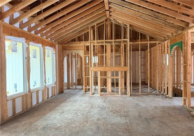 Photo 3 of Single family home for sale at 12201 S Emerald St, Olathe, KS 66061 | MLS# 2632693 | Listing updated on 2026-10-07