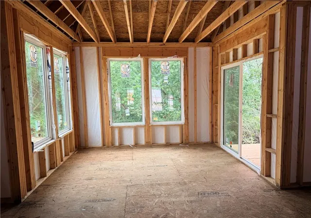 Photo 3 of Single family home for sale at 12201 S Emerald St, Olathe, KS 66061 | MLS# 2632693 | Listing updated on 2026-10-07