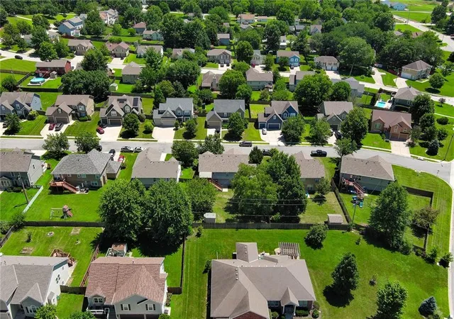54th image of 2606 S 24th St, Leavenworth, KS 66048 | MLS# 2632703