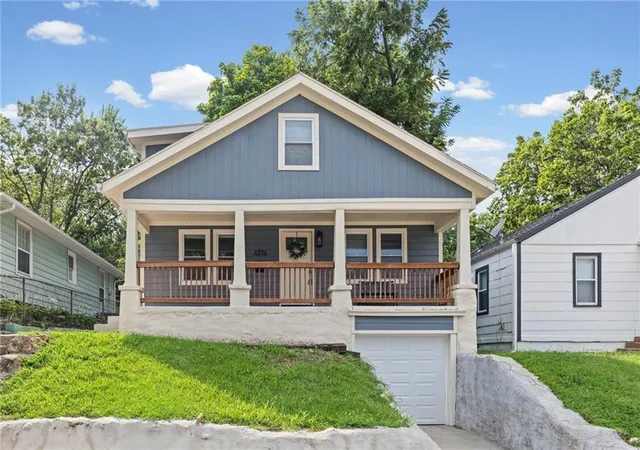 Photo 1 of Single family home for sale at 4516 Mercier St, Kansas City, MO 64111 | MLS# 2632708 | Listing updated on 2026-09-27