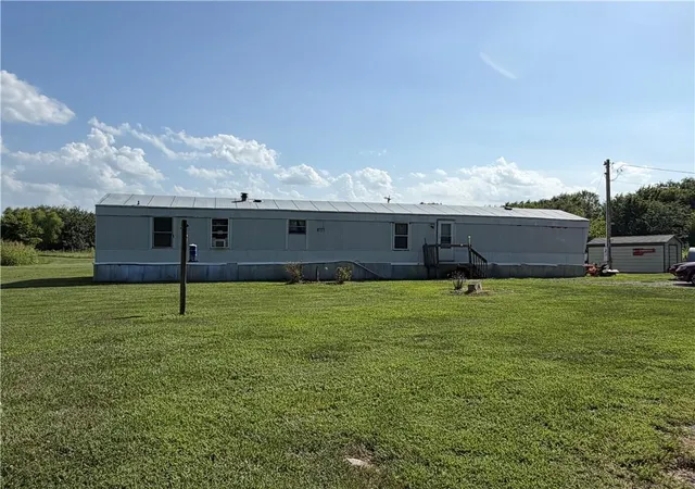 2nd image of 29009 E 315th St, Garden City, MO 64747 | MLS# 2632712