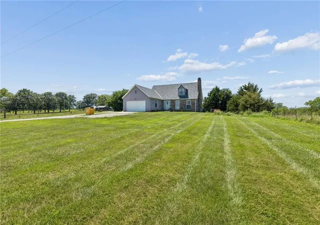 2nd image of 6750 Ne Old 69 Hwy, Cameron, MO 64429 | MLS# 2632713