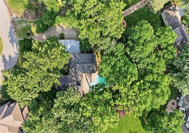 1st image of 8728 Meadow Ln, Leawood, KS 66206 | MLS# 2632715