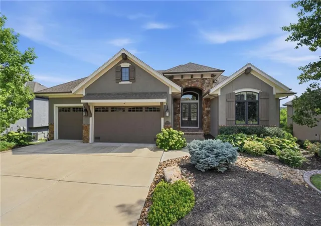 Photo 1 of Single family home for sale at 10423 W 168th Terrace, Overland Park, KS 66221 | MLS# 2632716 | Listing updated on 2026-09-04