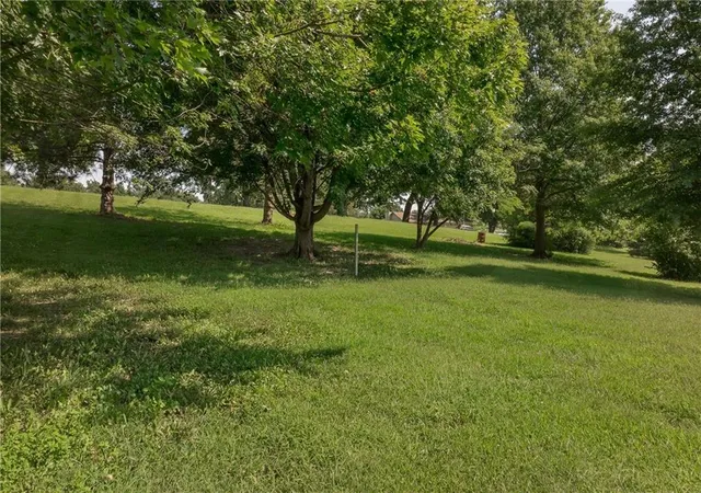 Photo 3 of Single family home for sale at 5 Se Hilltop Ter Rd, St Joseph, MO 64507 | MLS# 2632741 | Listing updated on 2026-08-28