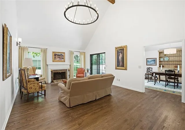 Photo 4 of House for sale at 7930 Bristol Ct, Prairie Village, KS 66208 | MLS# 2632746 | Listing updated on 2026-10-09
