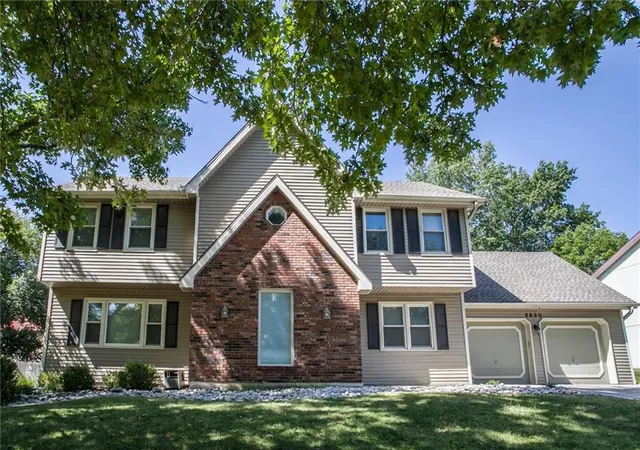 Photo 2 of Single family home for sale at 6630 N Anita Ave, Kansas City, MO 64151 | MLS# 2632775 | Listing updated on 2026-09-12