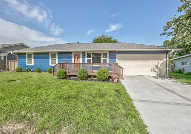1st image of 5226 Garner Ln, Shawnee, KS 66203 | MLS# 2632777