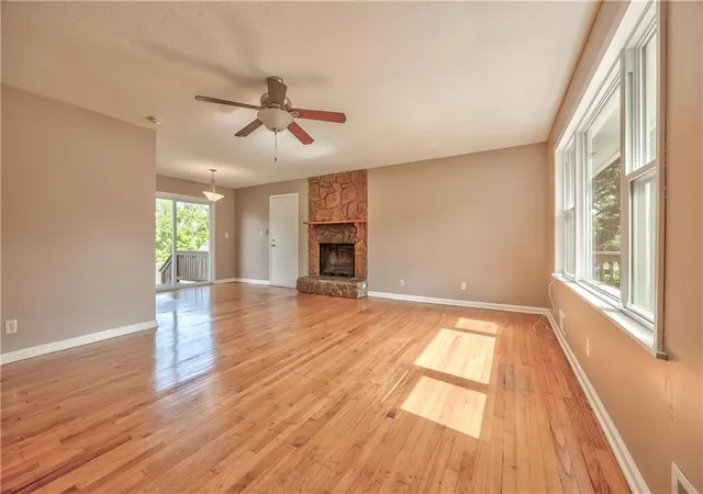 4th image of 5226 Garner Ln, Shawnee, KS 66203 | MLS# 2632777