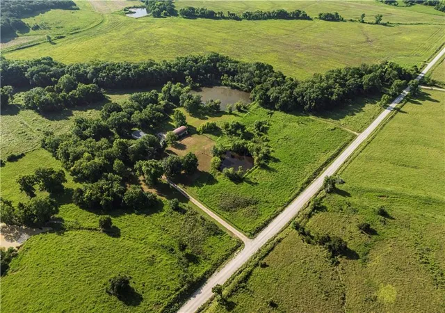 5th image of 599 Kanza Rd, Yates Center, KS 66783 | MLS# 2632788