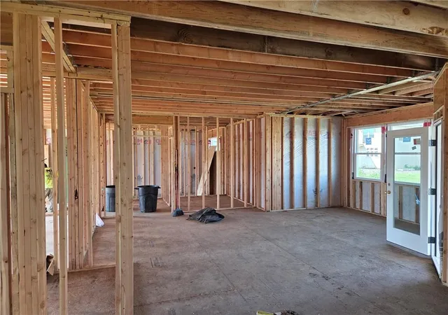 Photo 3 of Sale Pending at 17446 W 169th Place, Olathe, KS 66062 | MLS# 2632798 | Listing updated on 2026-09-23