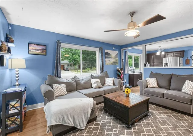 5th image of 1333 E 19th Street, Lawrence, KS 66046 | MLS# 2632814