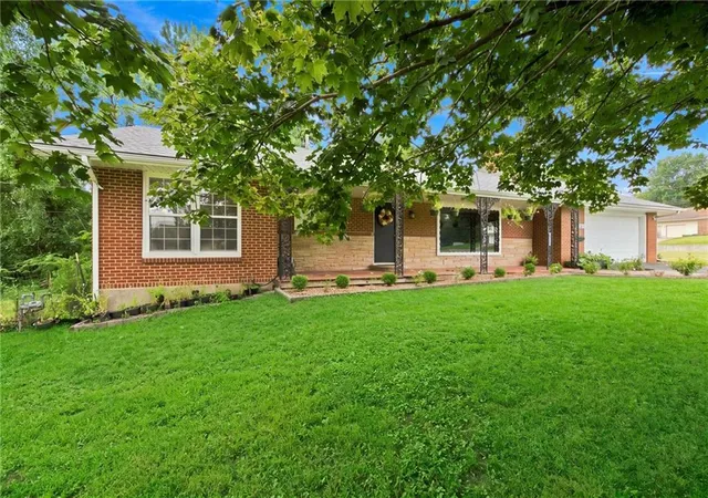 Photo 2 of Single family home for sale at 9209 E 87th Street, Raytown, MO 64138 | MLS# 2632829 | Listing updated on 2026-08-25