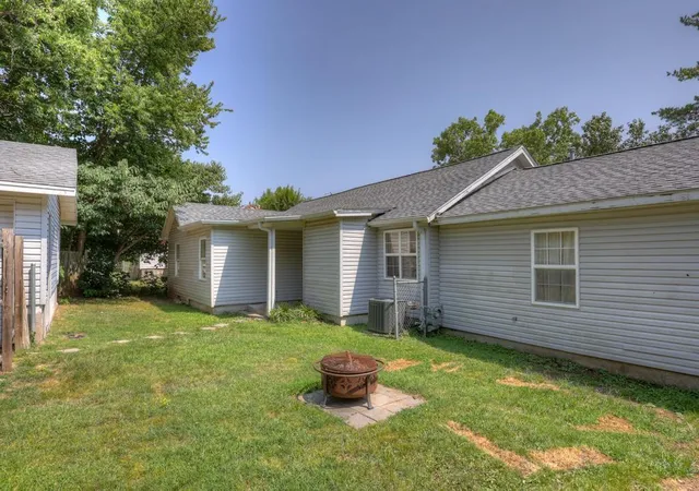 4th image of 504 E 6Th St, Baxter Springs, KS 66713 | MLS# 2632837