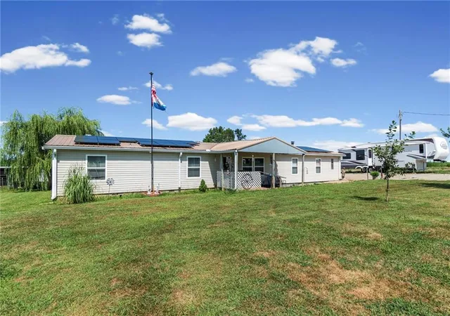 Photo 3 of Single family home for sale at 1224 Nw State Route K Hwy, Butler, MO 64730 | MLS# 2632844 | Listing updated on 2026-08-02