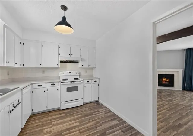 5th image of 8645 W 108Th Pl, Overland Park, KS 66210 | MLS# 2632848