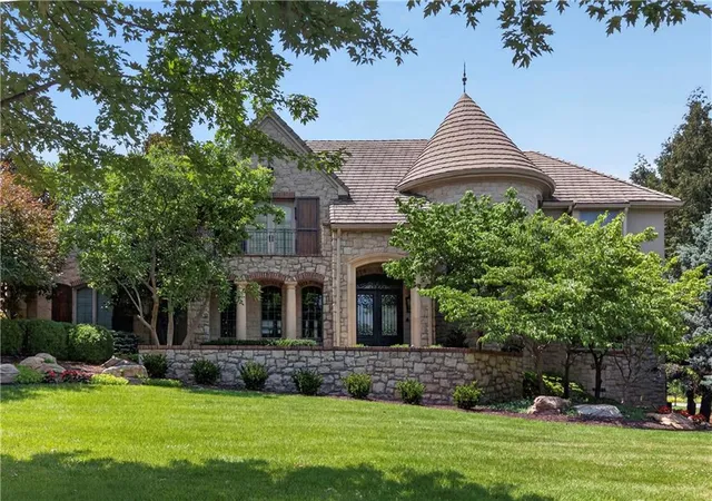 1st image of 13908 Howe Dr, Overland Park, KS 66224 | MLS# 2632858
