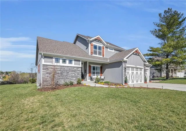 Photo 4 of Single family home for sale at 7904 N Spruce Ave, Kansas City, MO 64119 | MLS# 2632871 | Listing updated on 2026-08-29