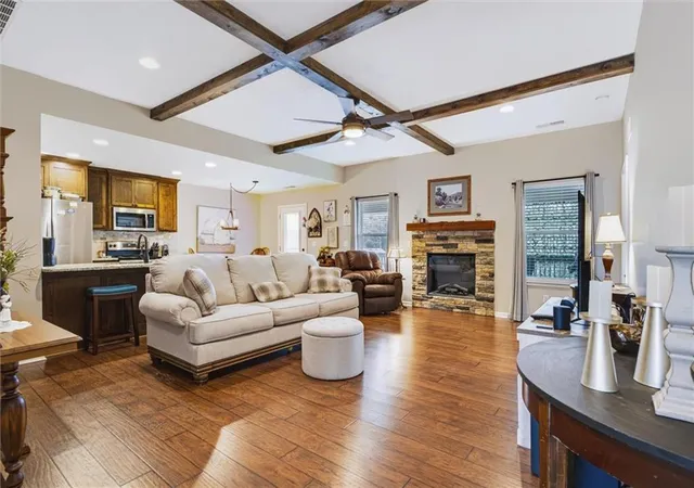 Photo 3 of Single family home for sale at 905 Ingleside Dr, Pleasant Hill, MO 64080 | MLS# 2632878 | Listing updated on 2026-07-27