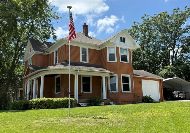 1st image of 619 N 10th Street, Atchison, KS 66002 | MLS# 2632897