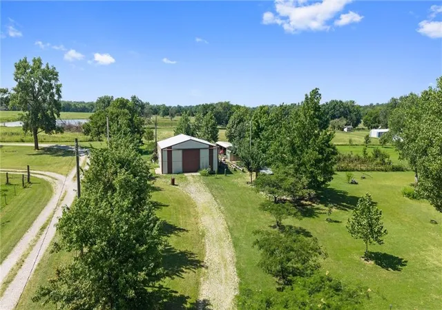 4th image of 1748 Cr 1425 N/A, Caney, KS 67333 | MLS# 2632907