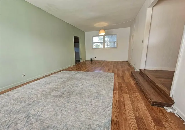 4th image of 604 W Washington St, Pittsburg, KS 66762 | MLS# 2632941