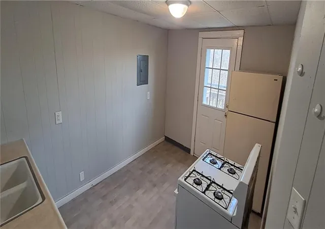 Listing Photo 5 - Condo for sale in building located at 519 N 24th St, Saint Joseph, MO 64501
