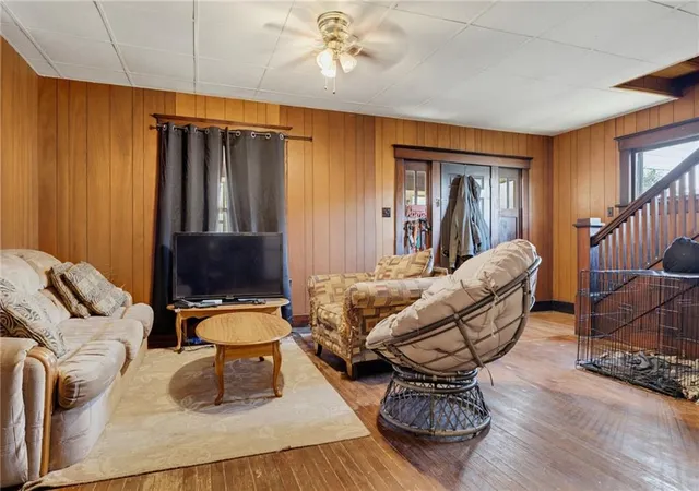 Photo 3 of Single family home for sale at 1026 Mcpherson St, Trenton, MO 64683 | MLS# 2632978 | Listing updated on 2026-08-25