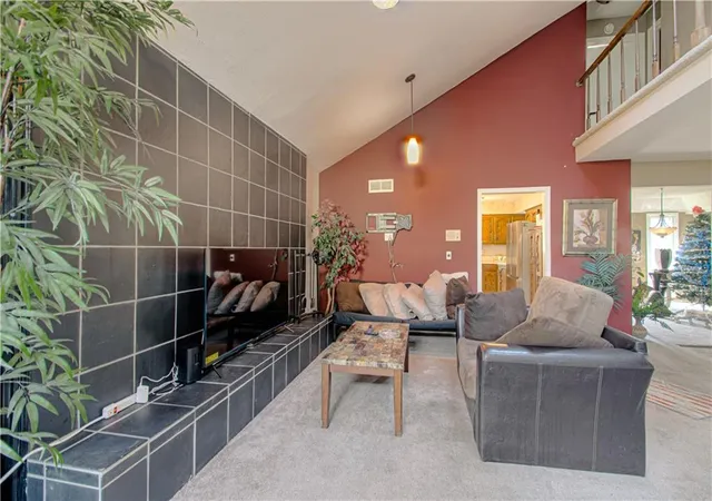 Photo 3 of Sale Pending at 9803 Colony Pl, Kansas City, MO 64131 | MLS# 2632983 | Listing updated on 2026-10-08
