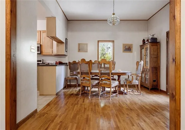 Photo 3 of Single family home for sale at 206 Ridgeway St, Trenton, MO 64683 | MLS# 2632985 | Listing updated on 2026-07-29