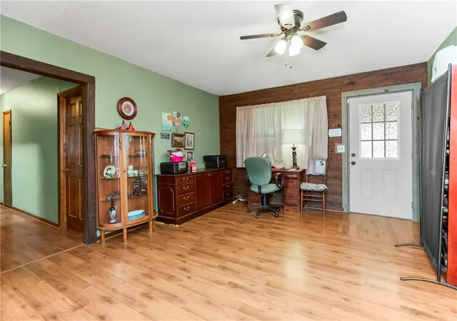 Photo 5 of Single family home for sale at 12086 Mike Rd, Lexington, MO 64067 | MLS# 2632986 | Listing updated on 2026-09-04