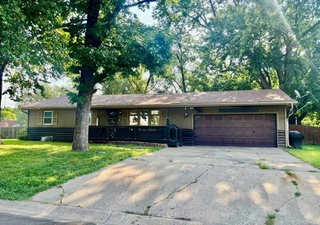 1st image of 1016 Birch St, Eudora, KS 66025 | MLS# 2632994