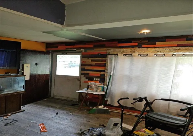 4th image of 11411 Oakland Ave, Kansas City, MO 64134 | MLS# 2633005