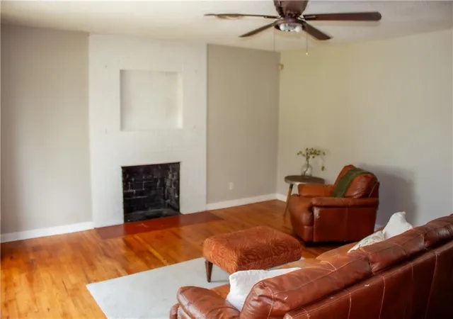 Photo 3 of Single family home for sale at 415 NE 87th Street, Kansas City, MO 64155 | MLS# 2633022 | Listing updated on 2026-09-02