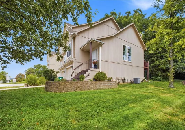 21st image of 13744 Grove Ave, Bonner Springs, KS 66012 | MLS# 2633031