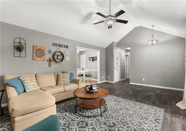 Photo 3 of Sale Pending at 2417 NE Bridgeport Dr, Lees Summit, MO 64086 | MLS# 2633033 | Listing updated on 2026-08-21
