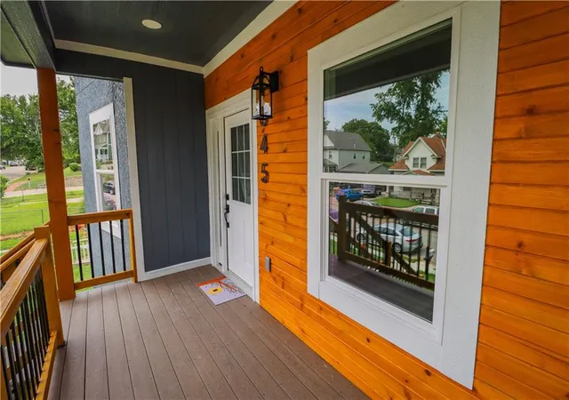 Photo 3 of Single family home for sale at 1045 Ann Ave, Kansas City, KS 66102 | MLS# 2633036 | Listing updated on 2026-09-04
